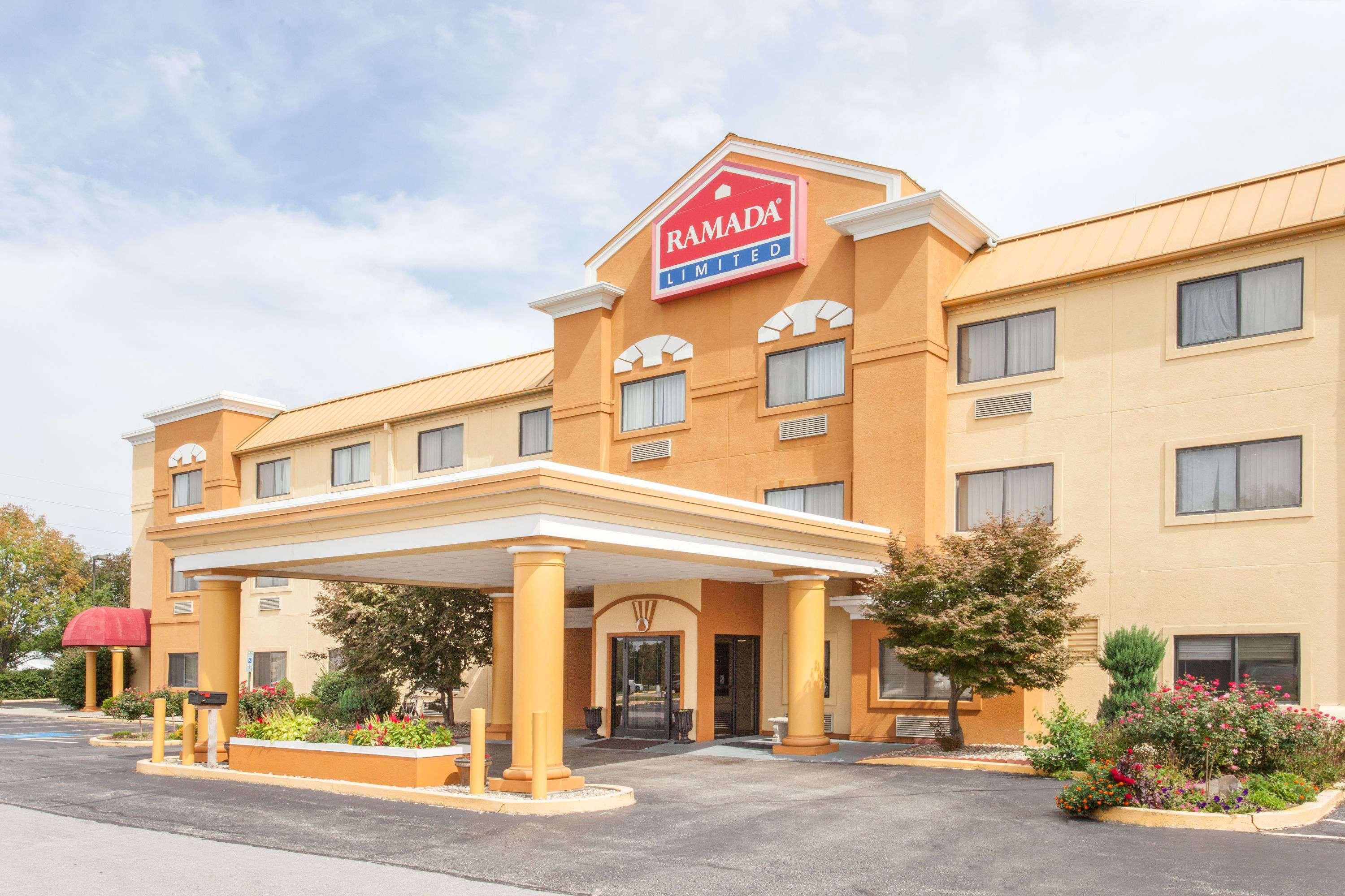 Hotel Ramada Limited Decatur Forsyth Exterior foto